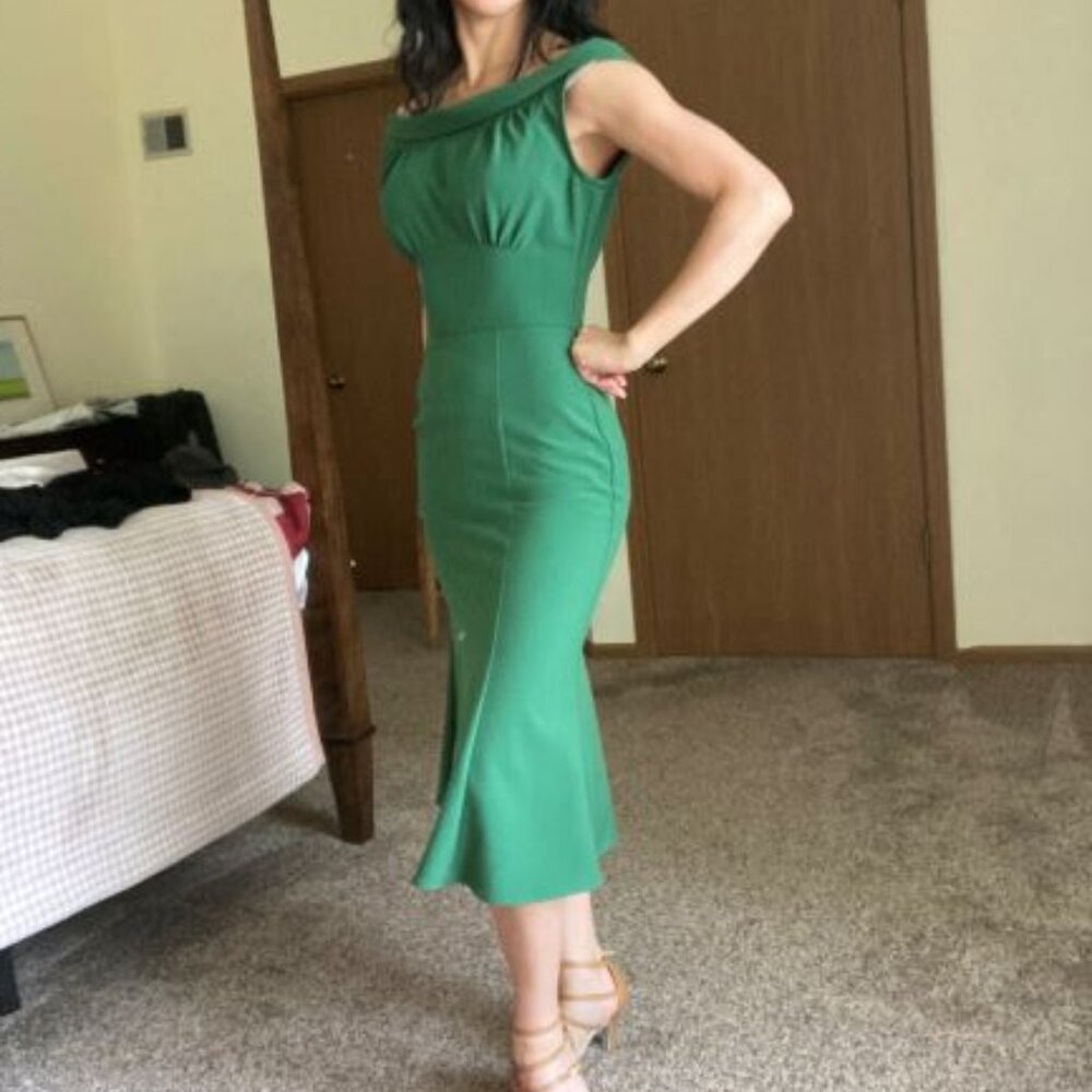 Modcloth Emerald Green midi dress